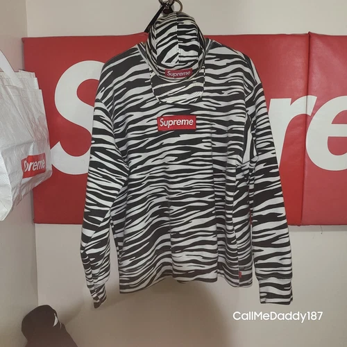 Sweat col rond logo boîte suprême FW22 taille XL pull zèbre et chapeau