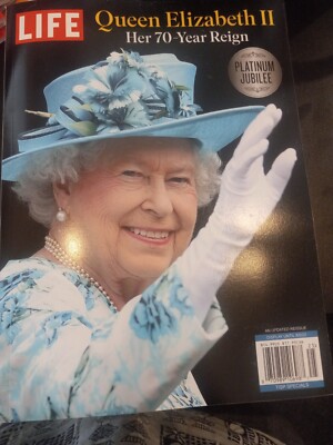 QUEEN ELIZABETH II HER 70 YEAR REIGN LIFE MAGAZINE 2022 PLATINUM JUBILEE EDITION