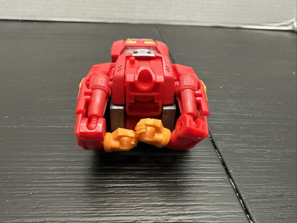 Hasbro Transformers Power of the Primes Deluxe Class Autobot Novastar Complete - Image 4 of 4