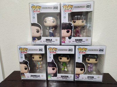 Funko New Jeans Set of 5 MINJI,HAERIN,HYEIN,DANIELLE,HANNI w/ Protector