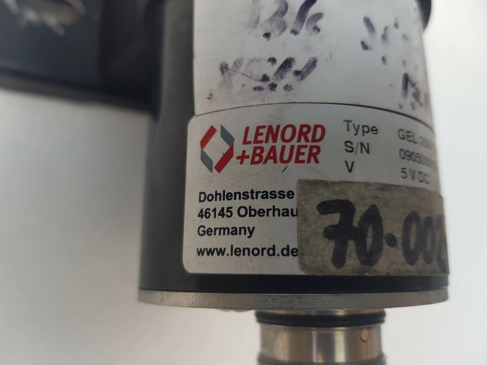 Lenord+Bauer label on the GEL 209 encoder with the Oberhausen, Germany address