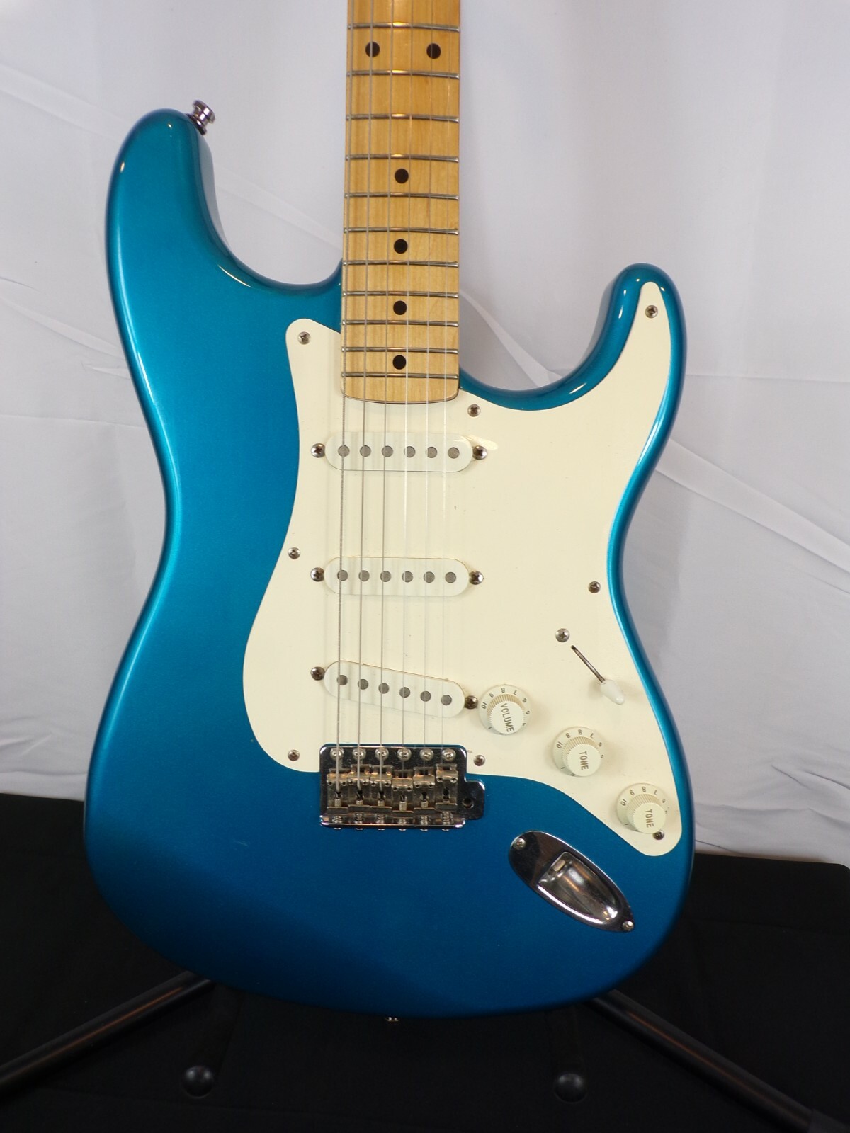 fender japan standard stratocaster