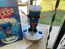 Dancin Radio with speaker FM Auto Scan GIFTCO inc 2006 made in china W/BOX