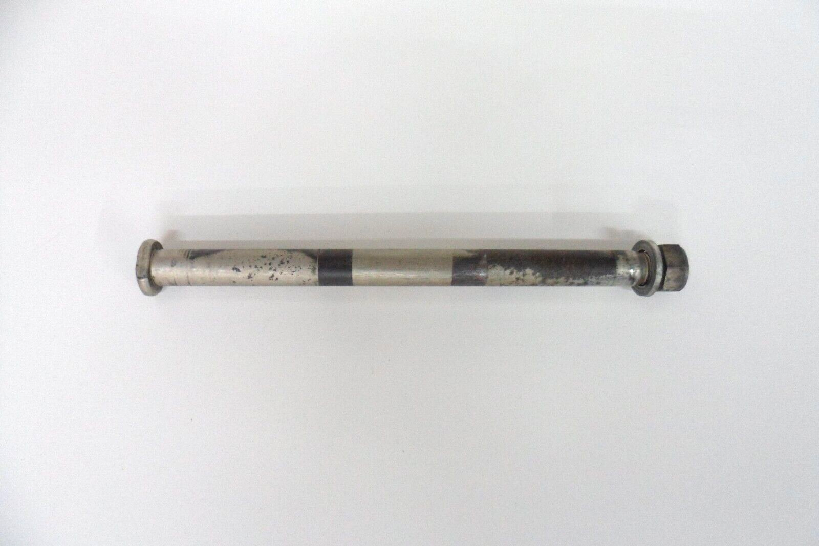 USED OEM 1023 YAMAHA YZ450F / 1423 YZ250F SWINGARM PIVOT BOLT SHAFT