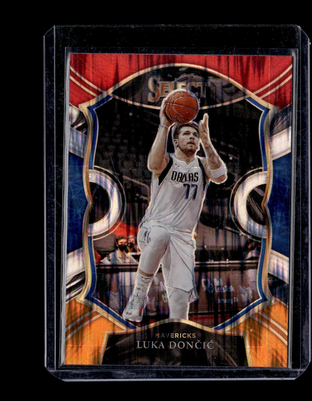 2020-21 Panini Select Red White Orange Flash #15 Luka Doncic