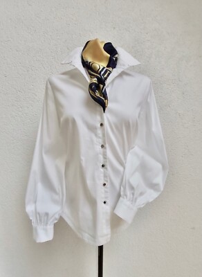 Damenbluse classic white, ''bebe'' Gr. S, TOP