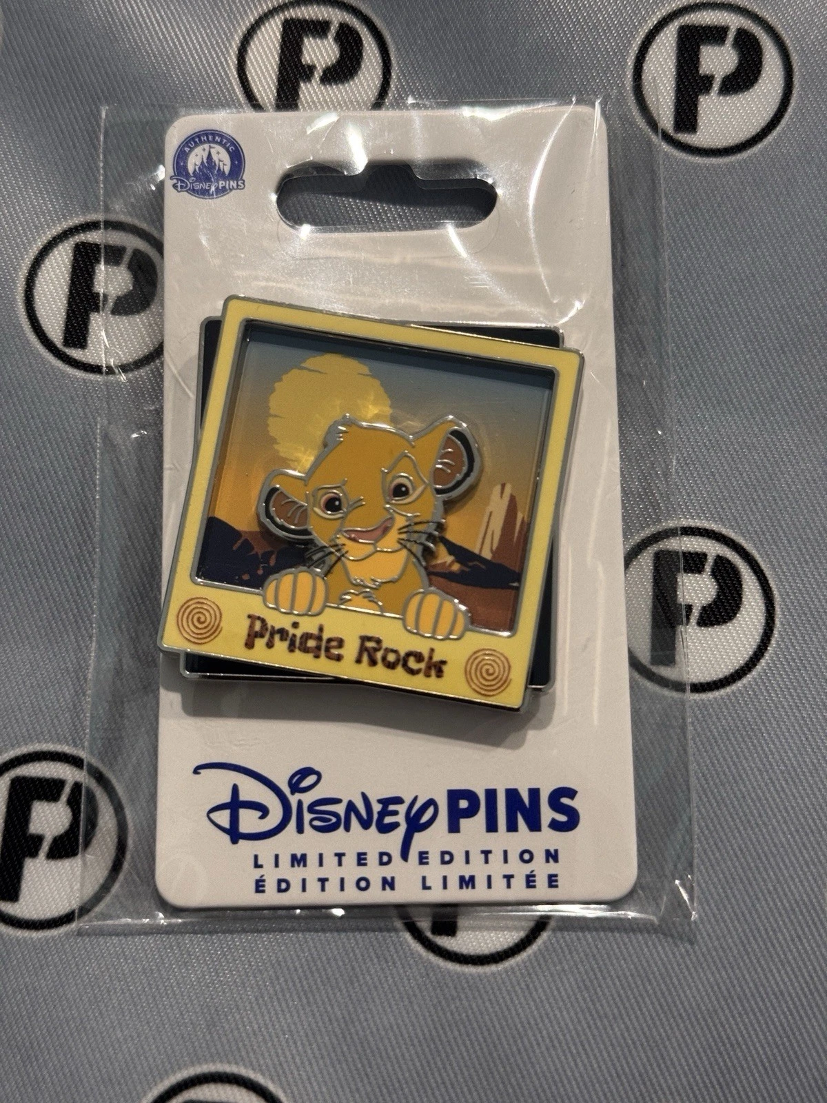 Simba Pin – Pride Rock – The Lion King – Disney Destinations – LE 2000 Pin