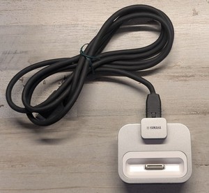 Yamaha YDS-10 iPod iPhone 30-Pin Audio Dock Cradle with Cable for Yamaha Systems