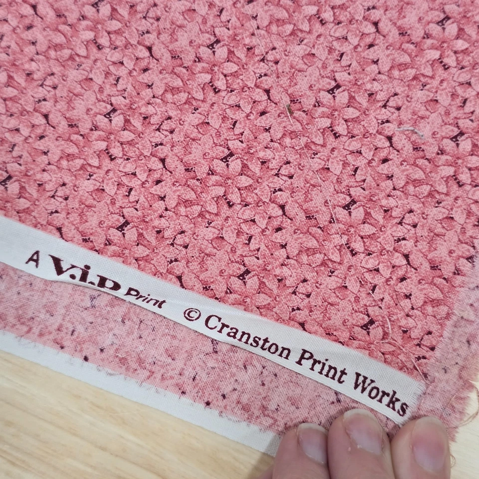 Cotton Quilt Fabric 17"x42" Cranston VIP Ditzy Pink Floral Blender Print - Image 3 of 4