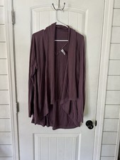 Athleta Nirvana Wear Two Ways Wrap, Volcanic Violet Sz Med, Activewear Soft