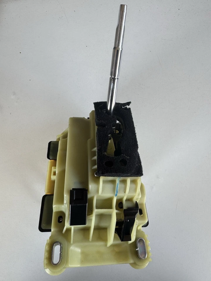 Palanca de cambios de piso de transmisión automática Mercedes-Benz C230 2003-07 2032678724 OEM Foto 4 de 4