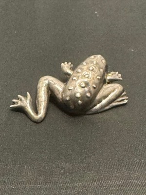 F-031 Vintage 925 Sterling Silver Frog Good Luck Pin Brooch 8 grams