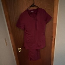 Healing Hands HH680 Women  s Burgundy Scrub Set V-Neck Top  Pants Size Small.