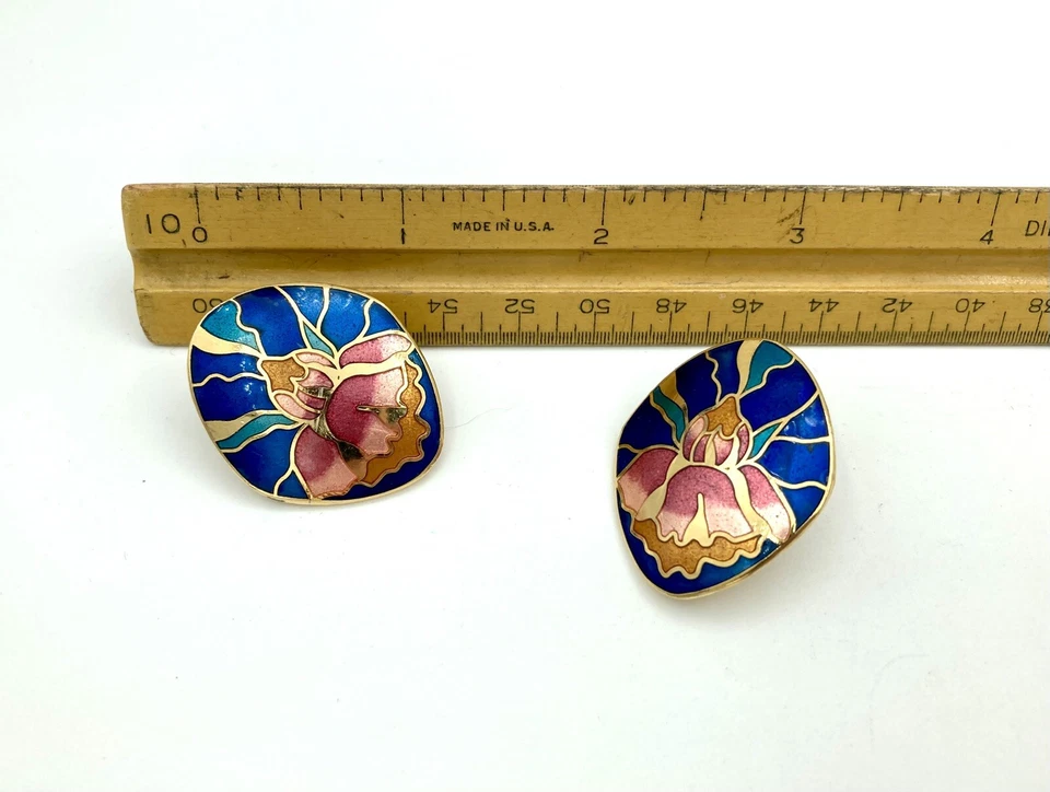 Hermosos Pendientes Cloisonné Marca 1928 - Fondo Azul Floral Forma Ovalada Foto 4 de 4