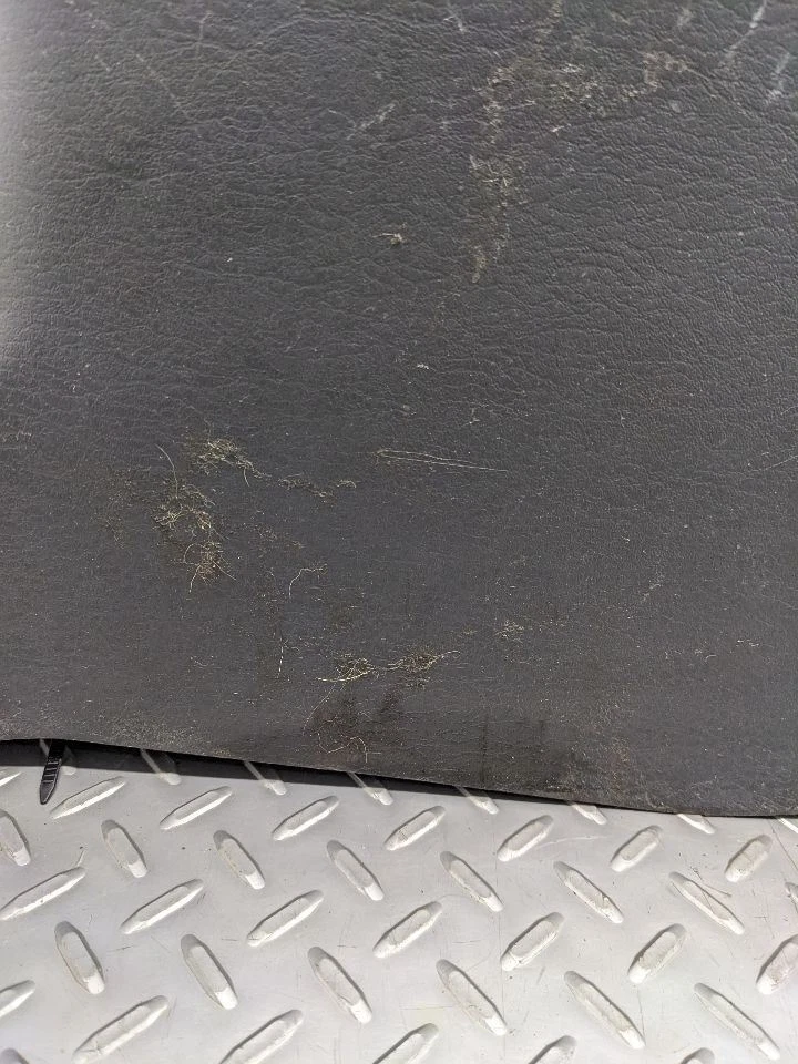 Consola piso delantero con subwoofer compatible con 03-05 WRANGLER 1142778 Foto 3 de 4