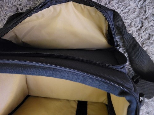 ๐ฅ๐ฅ Black Tenba Camera / Gear Bag Vtg Colorful Logo strap handle zip snap L@@K - Picture 6 of 8