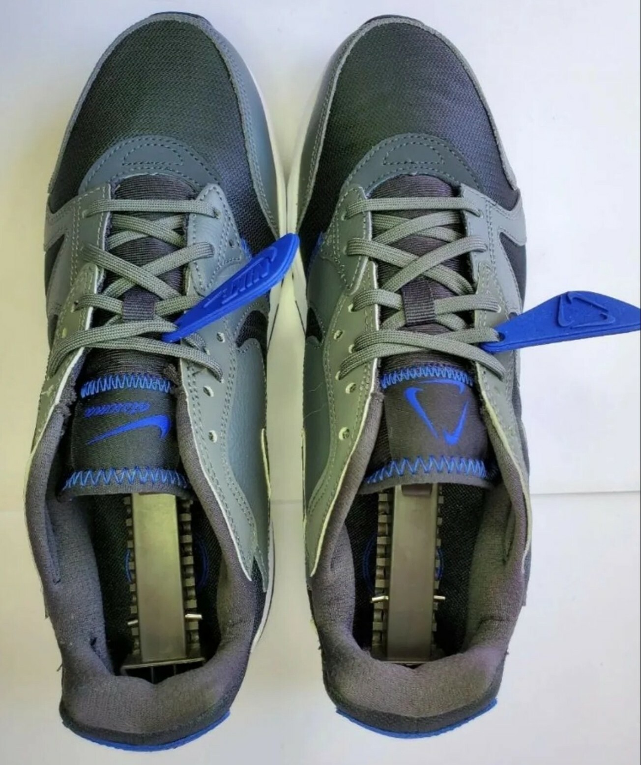 nike atsuma blue