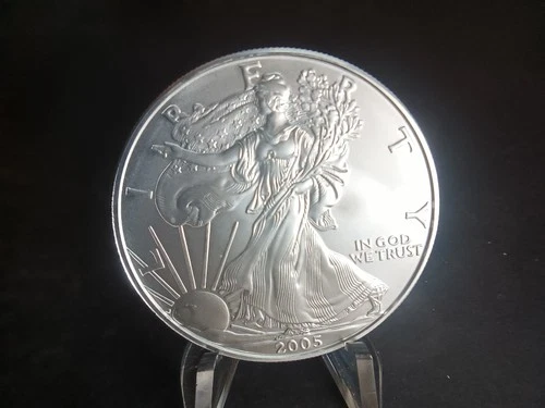 2005 American Silver Eagle 1 oz Silver