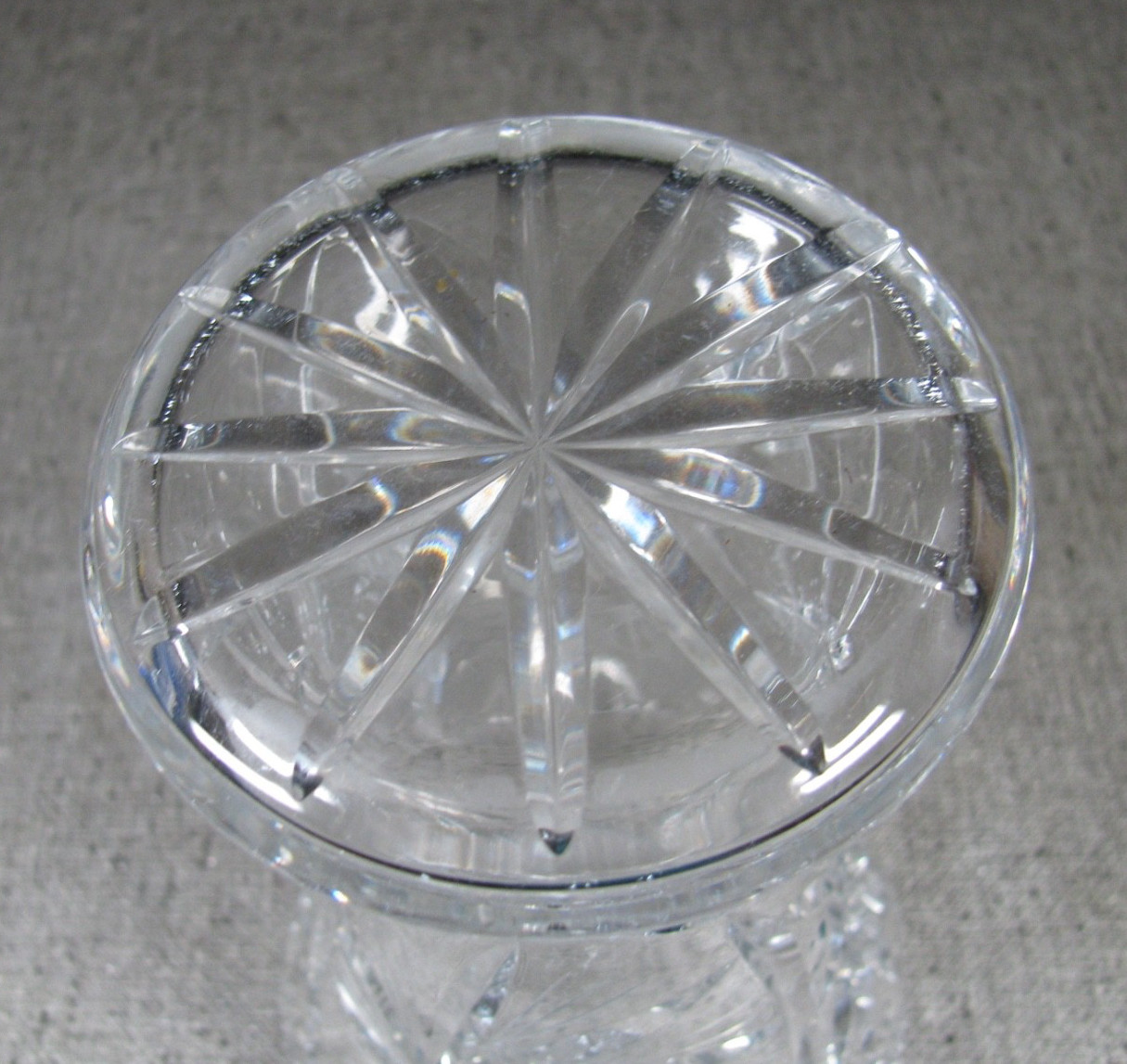 Vintage MCM CRYSTALEX Bohemian Pinwheel Cut Etched Star Crystal 6.25" Vase EUC