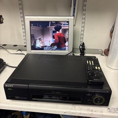 VINTAGE SONY VIDEO CASSETTE RECORDER Plus VCR  SLV-790HF Tested With Remote