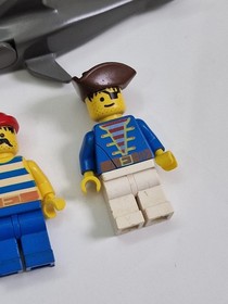 Lego Vintage Set Legoland Pirates 6260 Shipwreck Island, with instructions