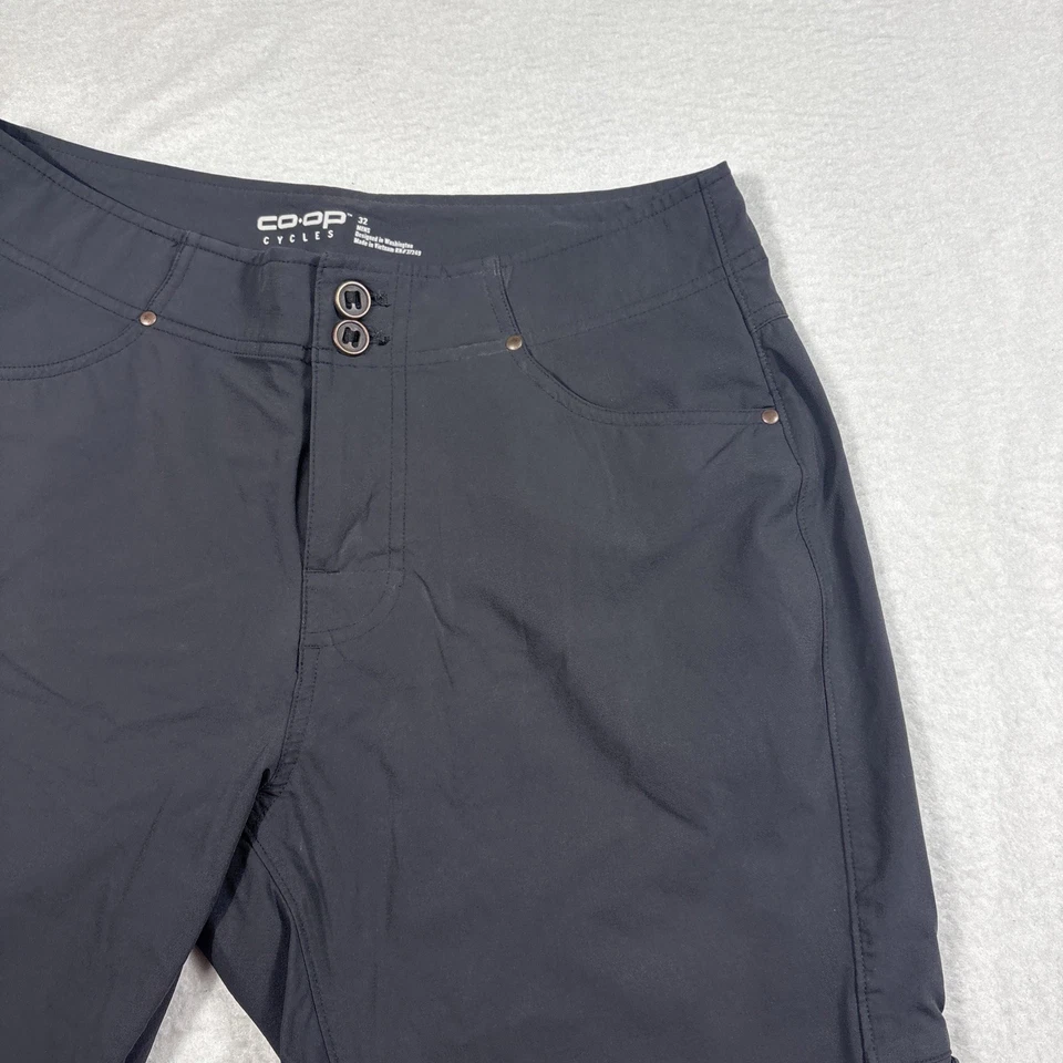 Pantalones cortos holgados de ciclismo REI Co-op para hombre talla 32 en negro Foto 4 de 4