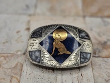 VINTAGE WESTERN WOLF HOWLING AT MOON SILVER TONE NAVY BELT BUCKLE MADE IN USA