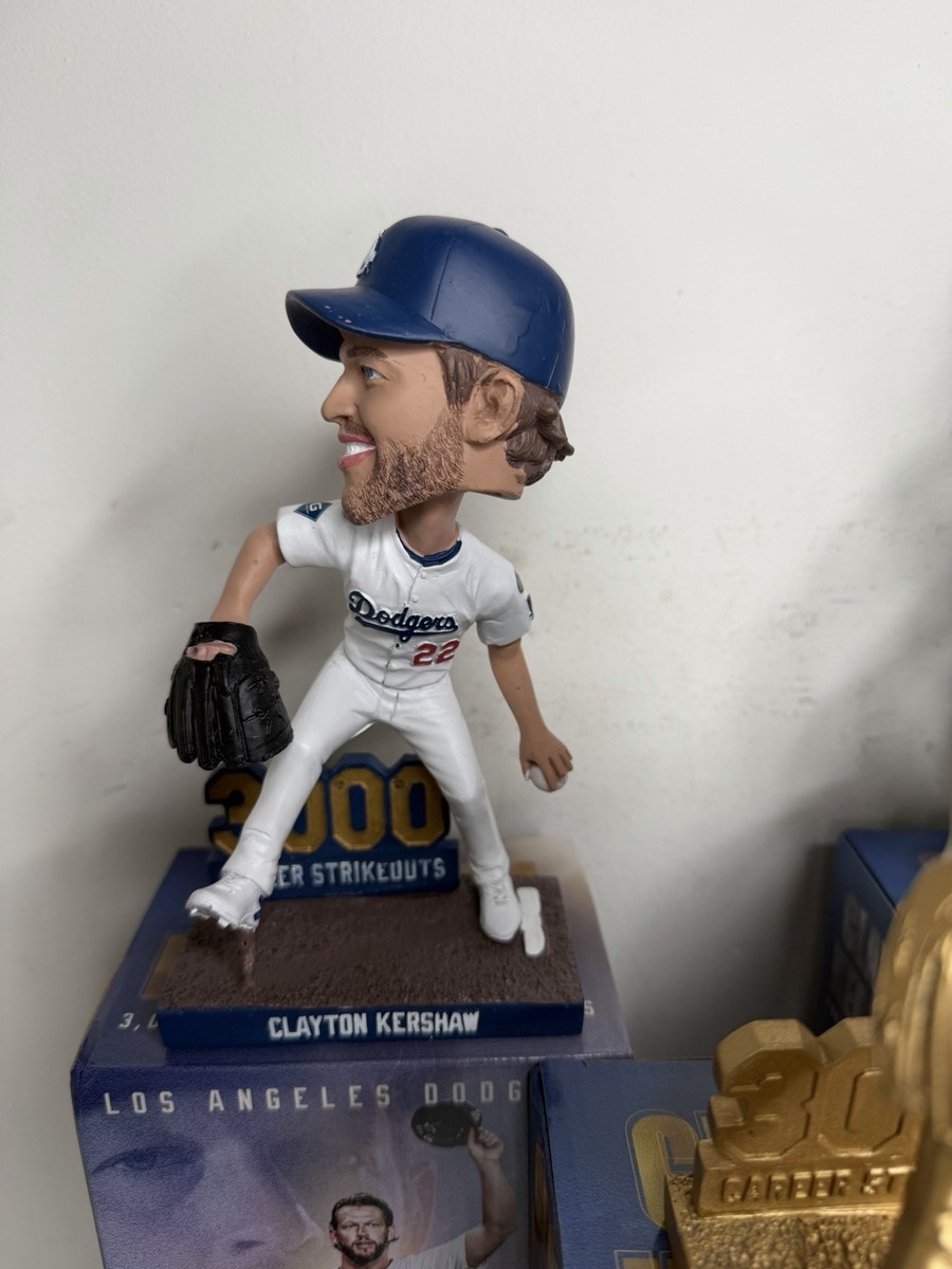 Clayton Kershaw 3000 Strikeouts Bobblehead Dodgers GOLD, Reg