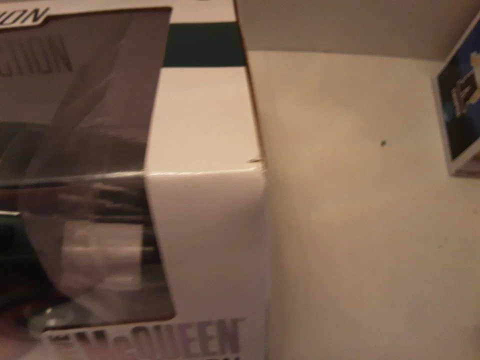 Greenlight Steve McQueen Unrestored 1968 Ford Mustang GT Fastback 1/18 - Image 3 of 4