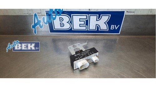 Relais für Kühlerlüfternachlauf VW Polo IV Stufenheck 9N2 1J0919506M P18390414