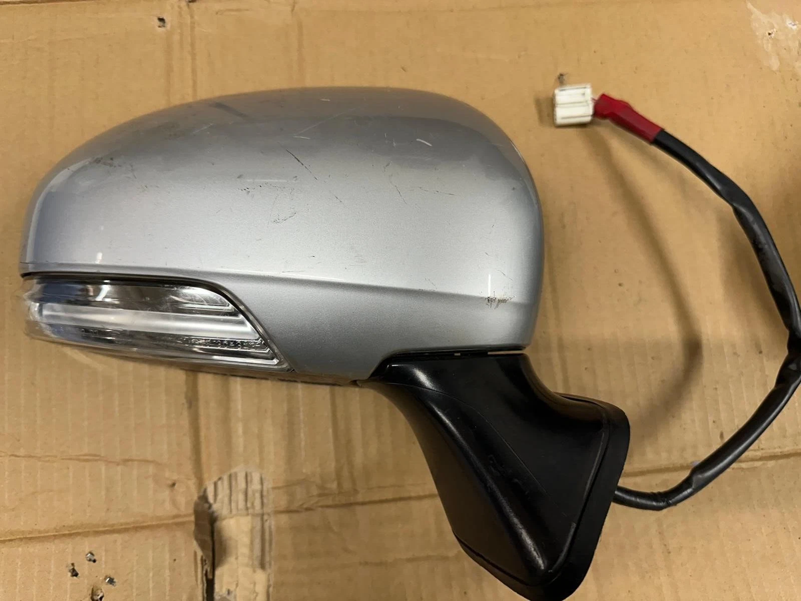 Genuine Toyota Prius Hybrid 2009 - 2015 Front Wiper Motor With Linkage