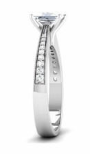 Engagement Ring in 925 Sterling Silver