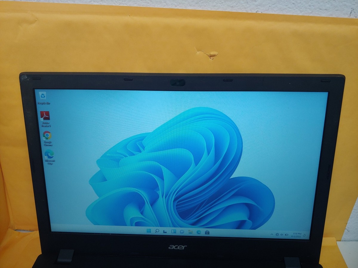 ACER TravelMate Laptop intel Core i3-6100U 2.3GHZ 8GB RAM 120GB