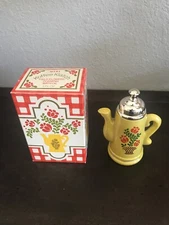 AVON - Koffee Klatch - Field Flowers Foaming Bath Oil -5 fl oz