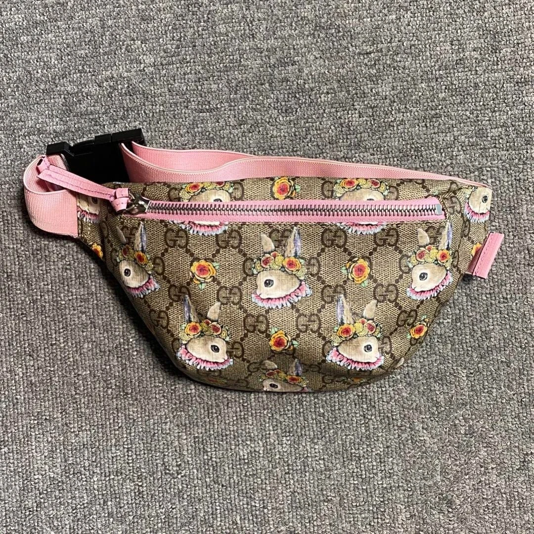 Sac ceinture GUCCI enfants Yuko Higuchi collaboration sac banane rouge OCCASION