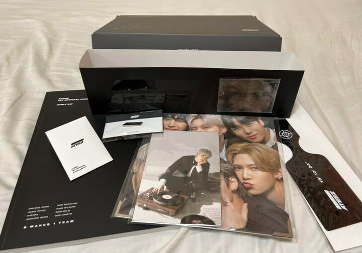 ATEEZ アチズ ATINY 1期 kit キット FC 韓国 ATEEZ ATINY 1st term KIT Korea FC fan club kit goods Photo
