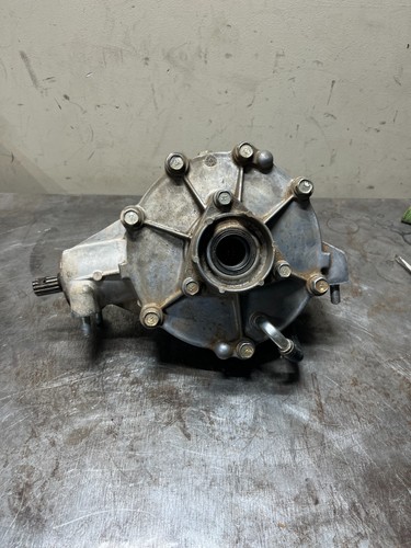 09-16 Kubota RTV 1140 1100 Front Differential Pinion Gear Case K7711-15102