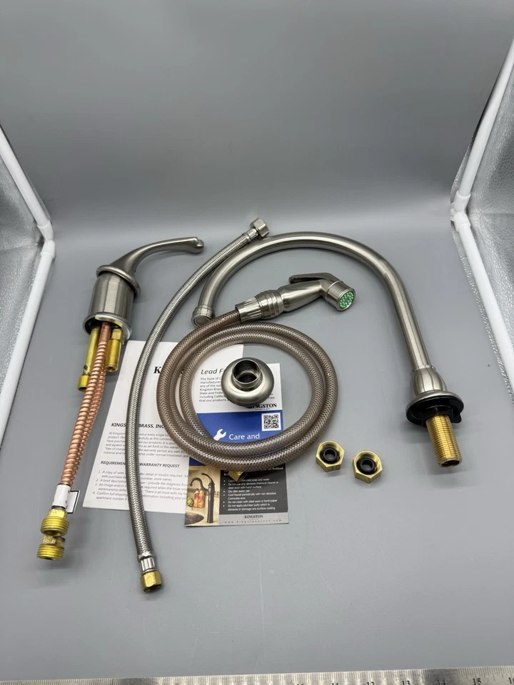 Grifo de cocina Kingston de latón KB818 de un solo mango amplio níquel cepillado Foto 4 de 4