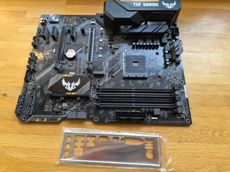 ASUS TUF B450-PLUS GAMING AMD AM4 Socket ATX Motherboard DDR4 (Working, tested)