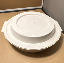Pyrex Pie Keeper White Round Plastic Carrier ...