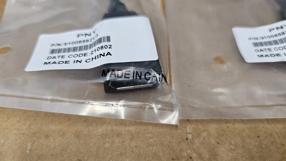 OPEN BOX 2GB PNY 0W6F74 AMD Radeon E9173 Graphics Card + Bracket+Adapters+Box - Image 4 of 4