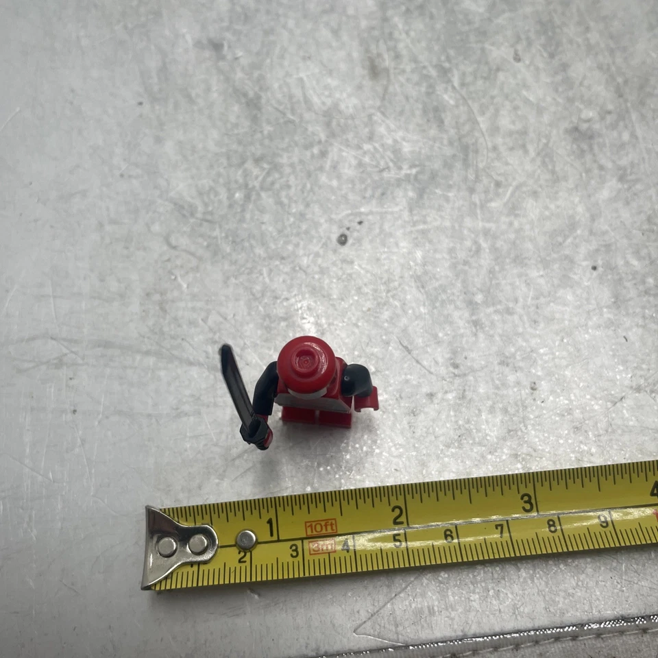 LEGO Marvel Super Deadpool Minifigura Incompleta Foto 3 de 4