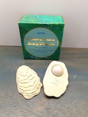 Vintage Avon 1970's Hidden Treasure Bird of Paradise Perfumed Soap Clam Pearl