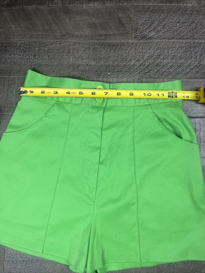 Tênis feminino Catalina vintage tamanho 8 cintura alta shorts bolsos laterais costura interna 2” - Imagem 4 de 4