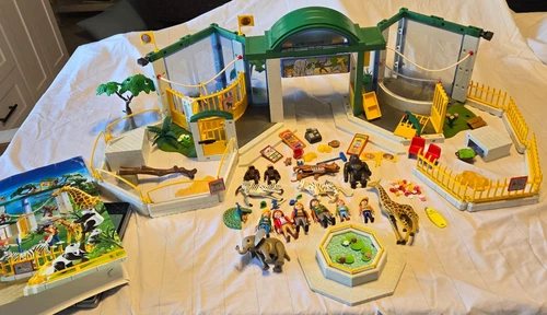 Vintage Playmobil  Large Zoo 3240 -  Retired 2003 Near complete See Description