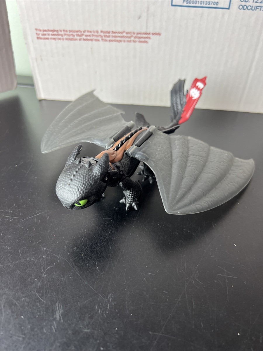 How To Train Your Dragon 8” TOOTHLESS Moveable Wings And Mouth