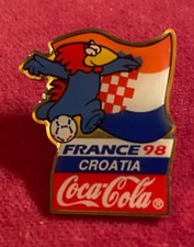FRANCE 1998  WORLD CUP SOCCER  - CROATIA FLAG MASCOT PIN