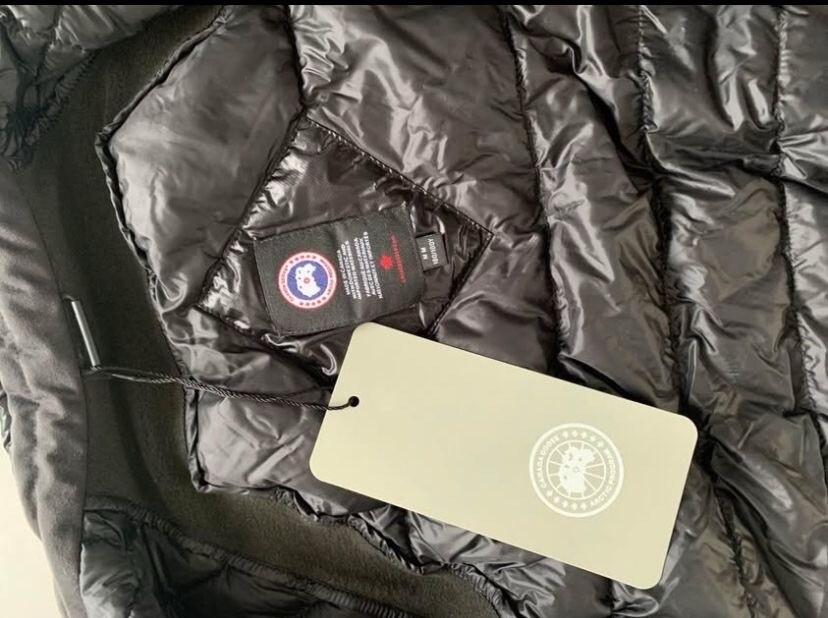 Canada Goose Hybridge Lite Tech Jacket Black Medium NEW RRP £675 image 2