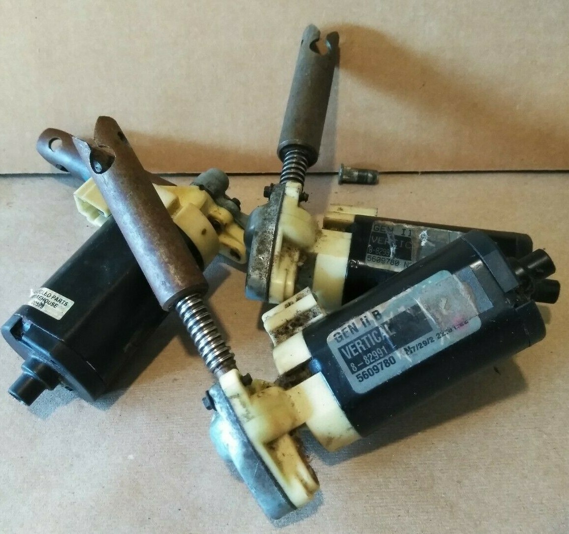 20022005 Dodge Ram Power Seat Track VERTICAL MOTOR Parts WORM DRIVE