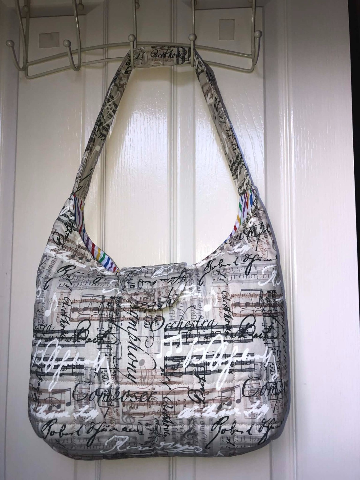 Bolso de hombro hippie hecho a mano de tamaño mediano bolso de festival, bolso hobo cierre magnético